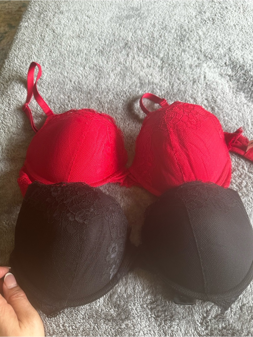 Ambrielle Lace Push-Up Bra Duo in Red and Black